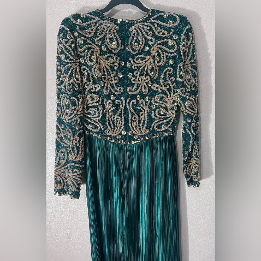 George F. Couture New York, Size 8. Excellent Condition.